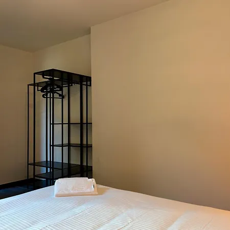 Escape At Nova Seaside Harbour View & Balcony Bliss Holiday home